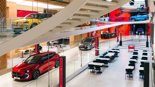 le défilé renault® the carwalk - electro pop culture