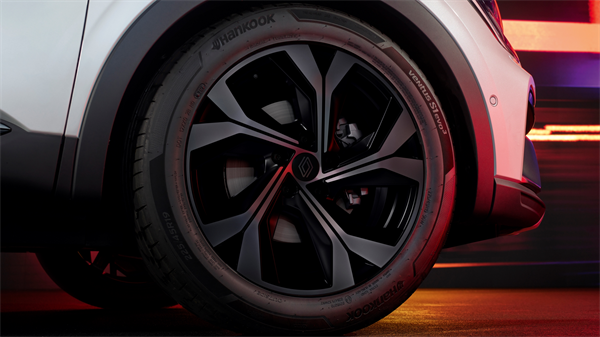 maintenance contracts - financing options and services - Renault Arkana E-Tech full hybridbrid