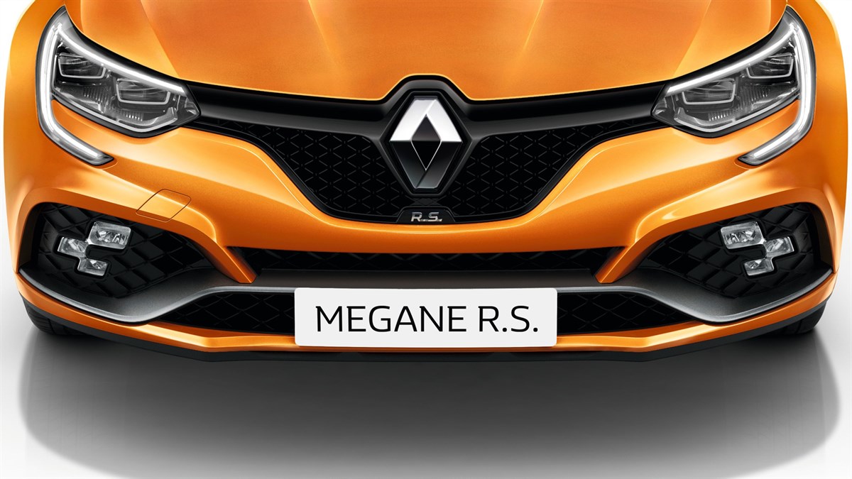 Renault MEGANE R.S. front bumper view