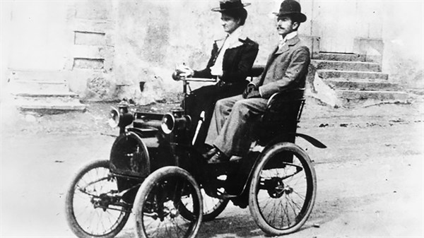 Discover the history of Renault Group, from 1898 to the present day
