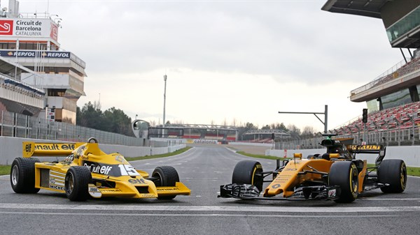 Renault Sport - Formula One - Mono-seaters at the finish line