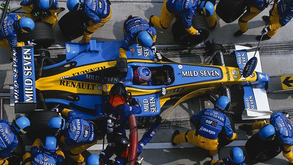 Renault in Formula One - Renault F1 Team - mono-seater at the stand