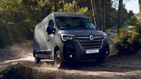 RENAULT Kuwait MASTER Offers

